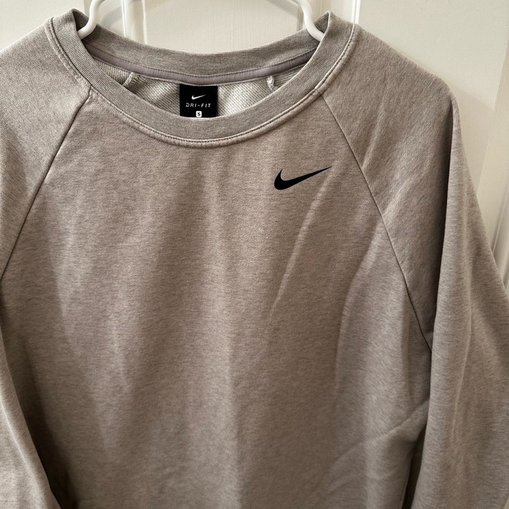 Nike Yoga cover up crewneck - Picture 2 of 6